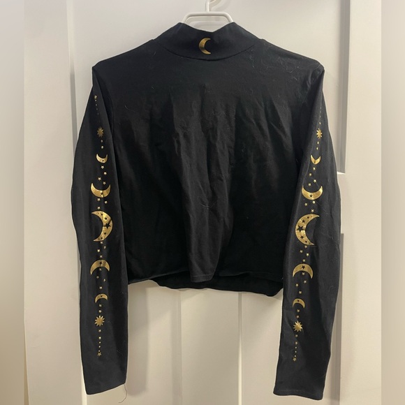 Tops - Celestial Long Sleeve Crop Top